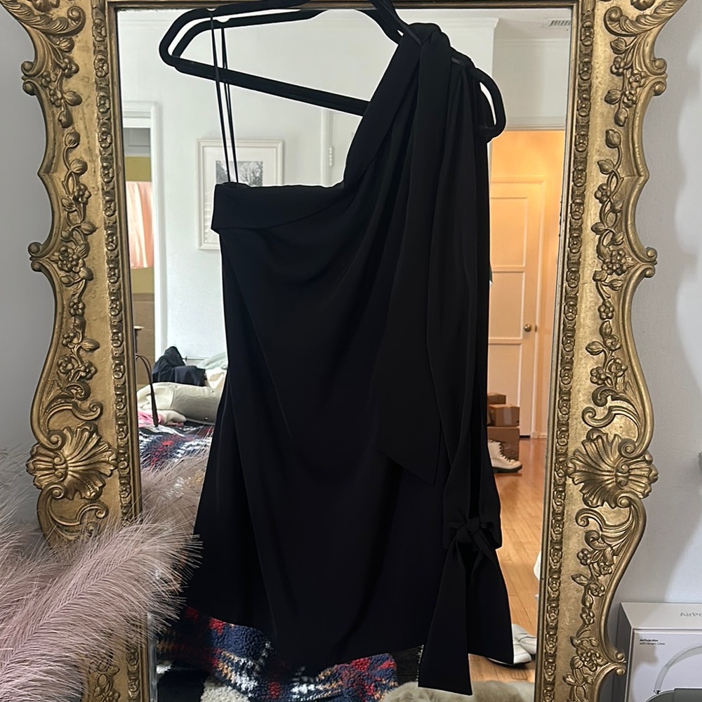 Elegant Black One-Shoulder, One Sleeve Cocktail Dress